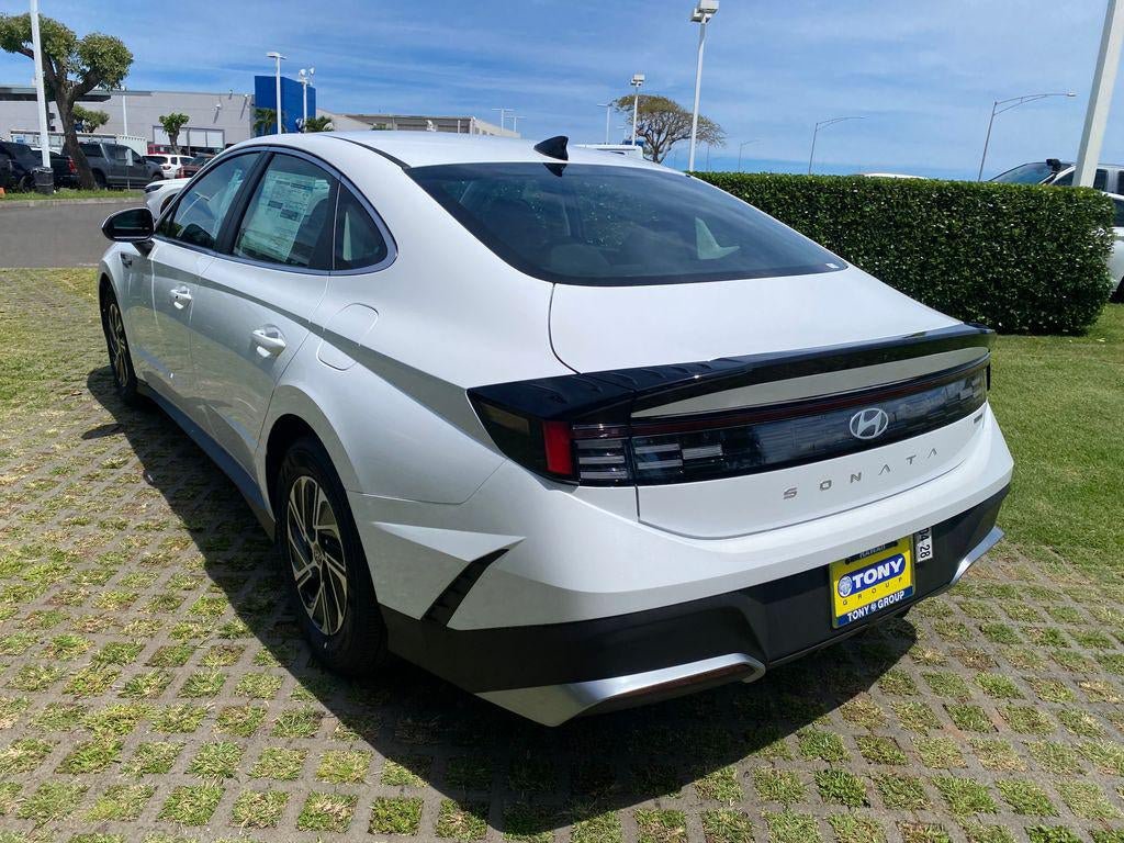 New 2026 Hyundai Sonata Blue FWD image 23