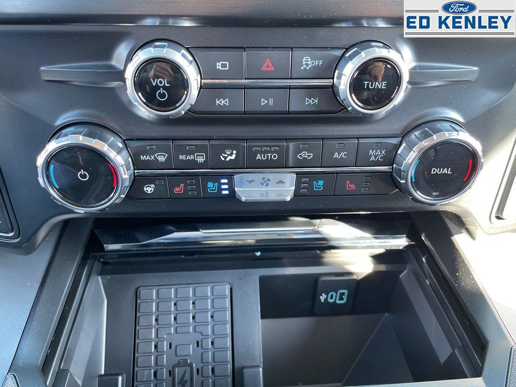 New 2026 Ford F350 Lariat image 17