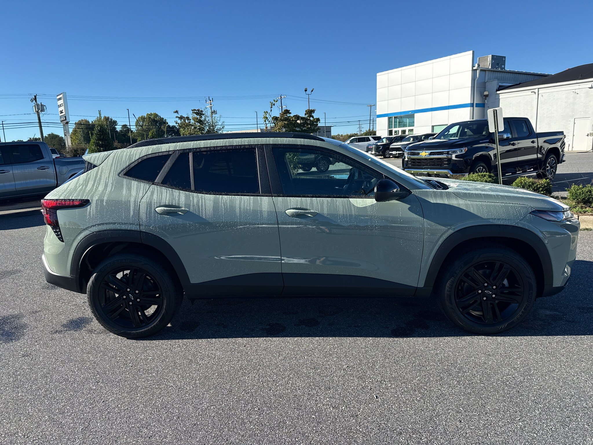 New 2026 Chevrolet Trax ACTIV FWD image 6