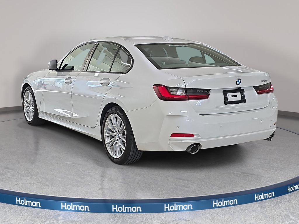 Certified 2023 BMW 330i Sedan w/ Driving Assistance Package RWD image 9