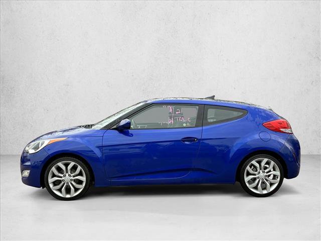 Used 2013 Hyundai Veloster w/ Style Pkg image 8