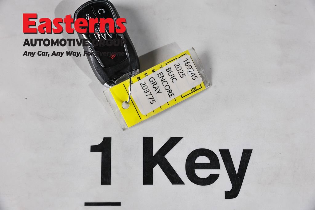 Used 2025 Buick Encore GX Preferred image 25