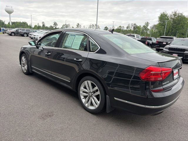 Used 2016 Volkswagen Passat 3.6 SEL Premium FWD image 12