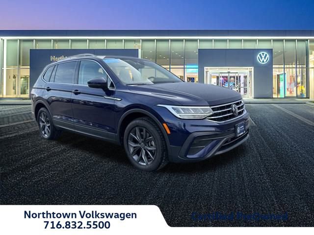 Used 2023 Volkswagen Tiguan SE w/ Panoramic Sunroof Package