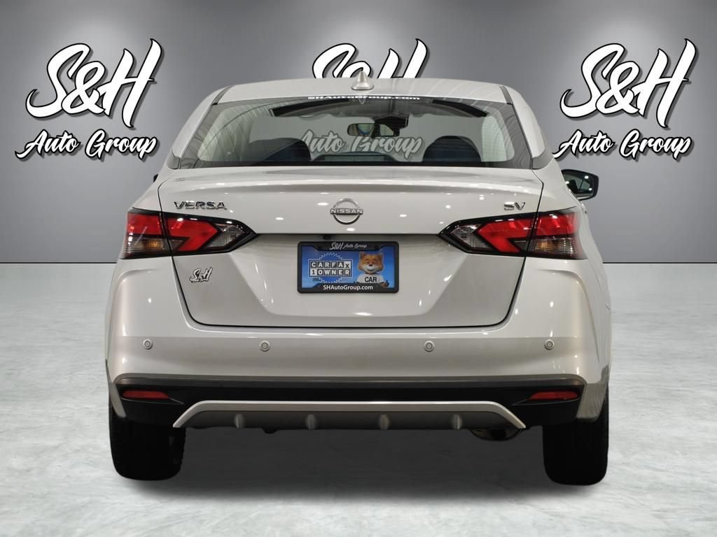 Used 2024 Nissan Versa SV FWD image 15
