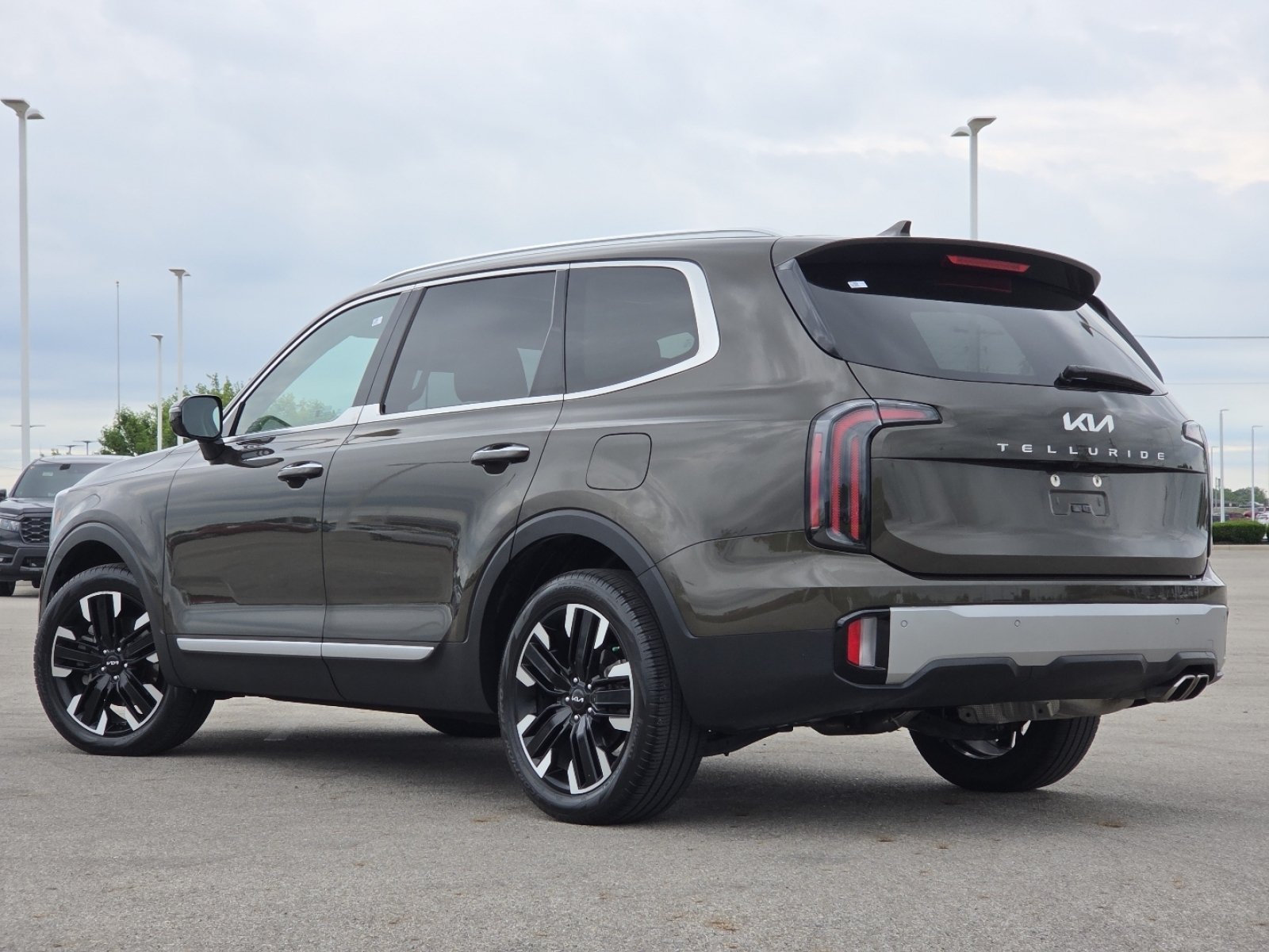 Used 2023 Kia Telluride SX FWD image 18