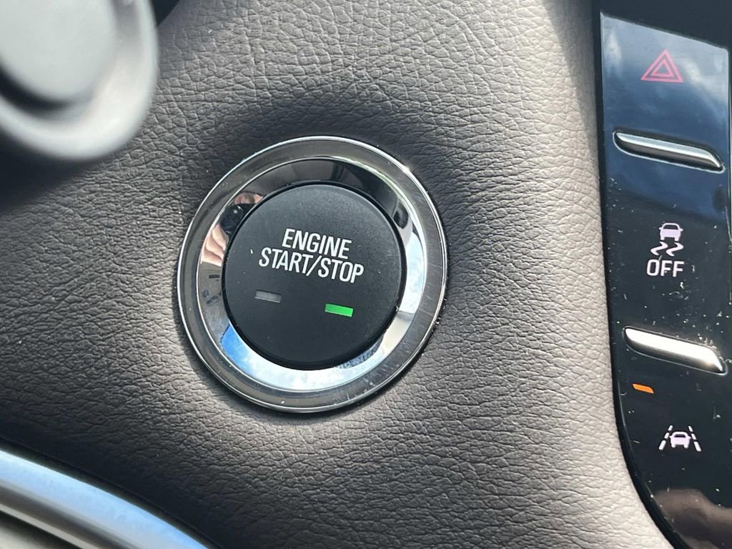 Used 2017 Cadillac XTS Premium Luxury FWD image 34