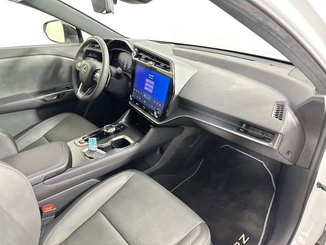 Used 2023 Lexus RZ 450e Premium w/ Technology Package AWD/4WD image 28