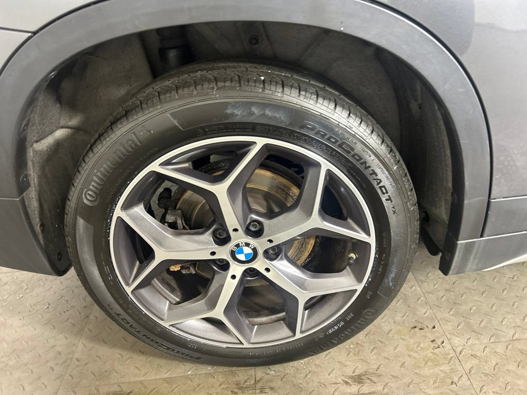 Used 2019 BMW X1 xDrive28i w/ Convenience Package AWD/4WD image 12