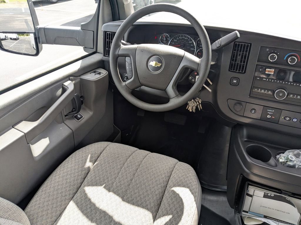 New 2025 Chevrolet Express 3500 w/ Power Convenience Package image 19