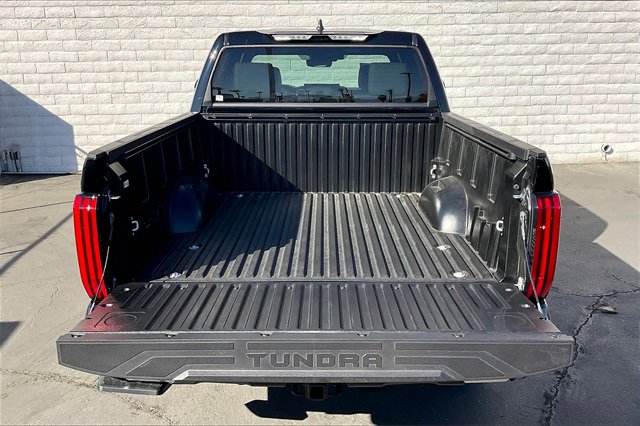 Used 2025 Toyota Tundra Limited image 34