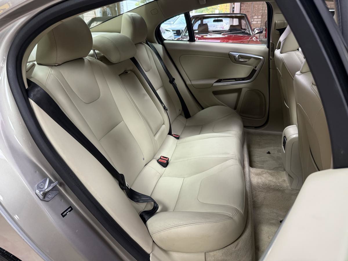 Used 2016 Volvo S60 T5 Premier FWD image 27