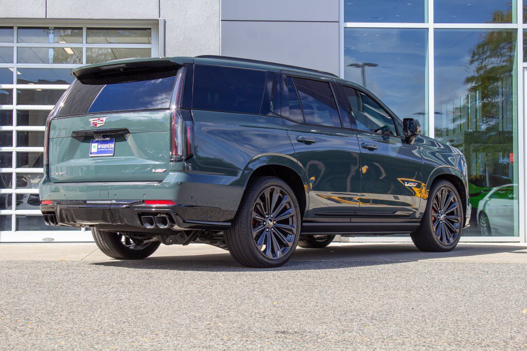 Used 2026 Cadillac Escalade V w/ LPO, Floor Liner Package AWD/4WD image 10