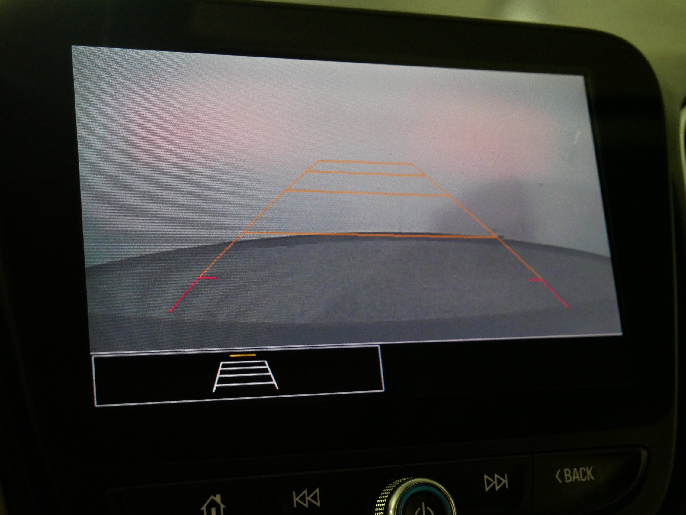 Used 2021 Chevrolet Malibu LT FWD image 33