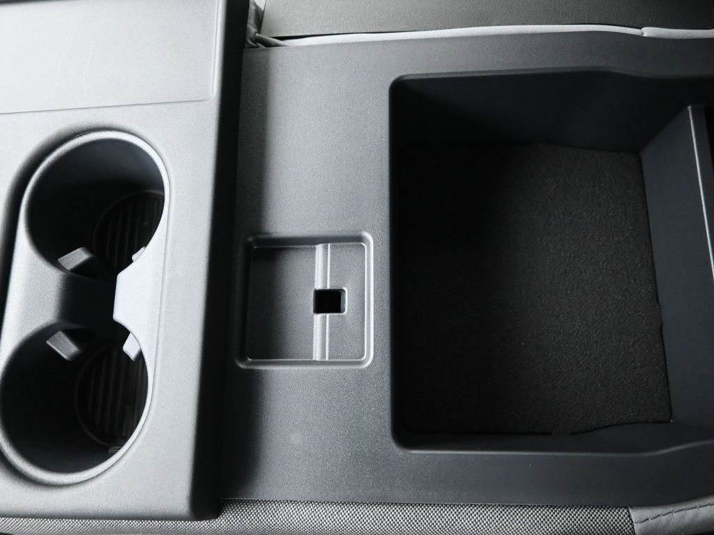 New 2026 Ford F350 XL w/ XL Chrome Package image 19