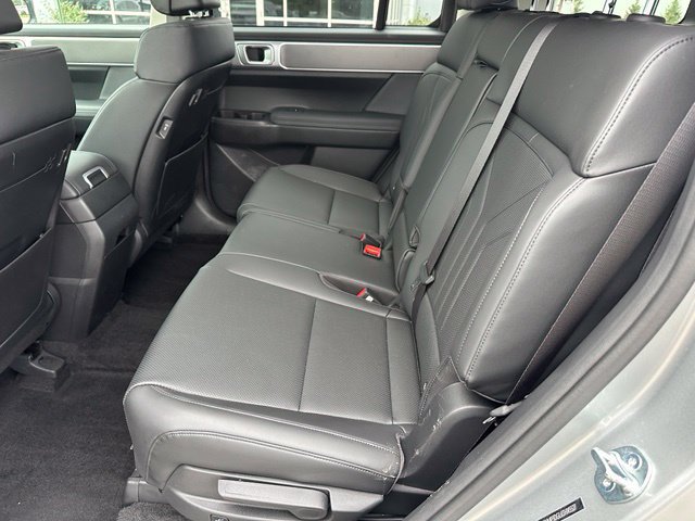 Used 2025 Hyundai Santa Fe XRT AWD/4WD image 16