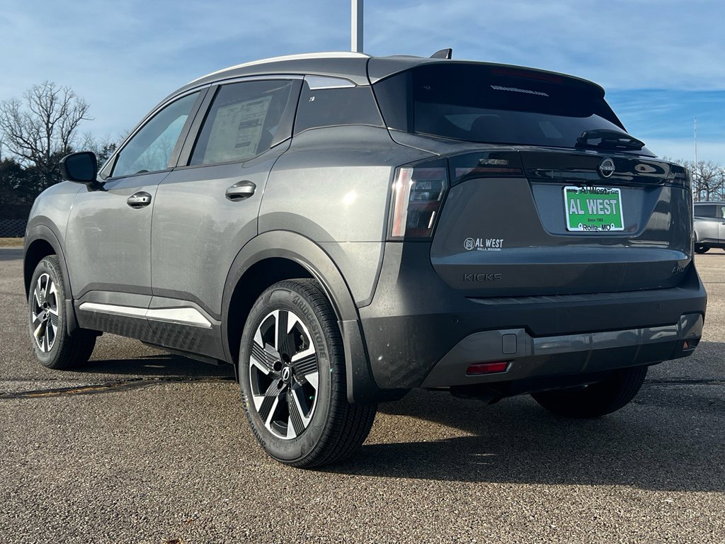 New 2026 Nissan Kicks SV w/ SV Premium Package image 7