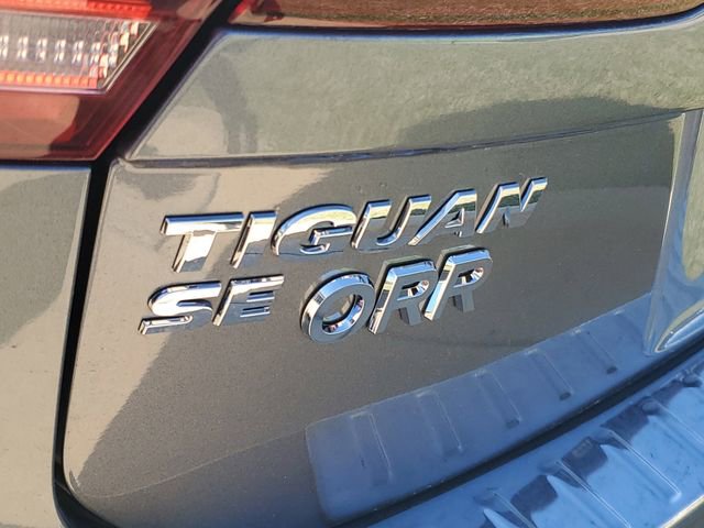 Used 2019 Volkswagen Tiguan SE image 32