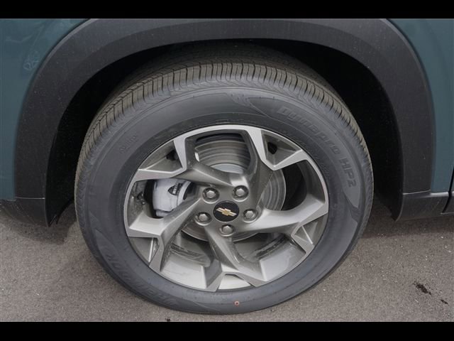 New 2026 Chevrolet Trax LT w/ LT Convenience Package FWD image 22