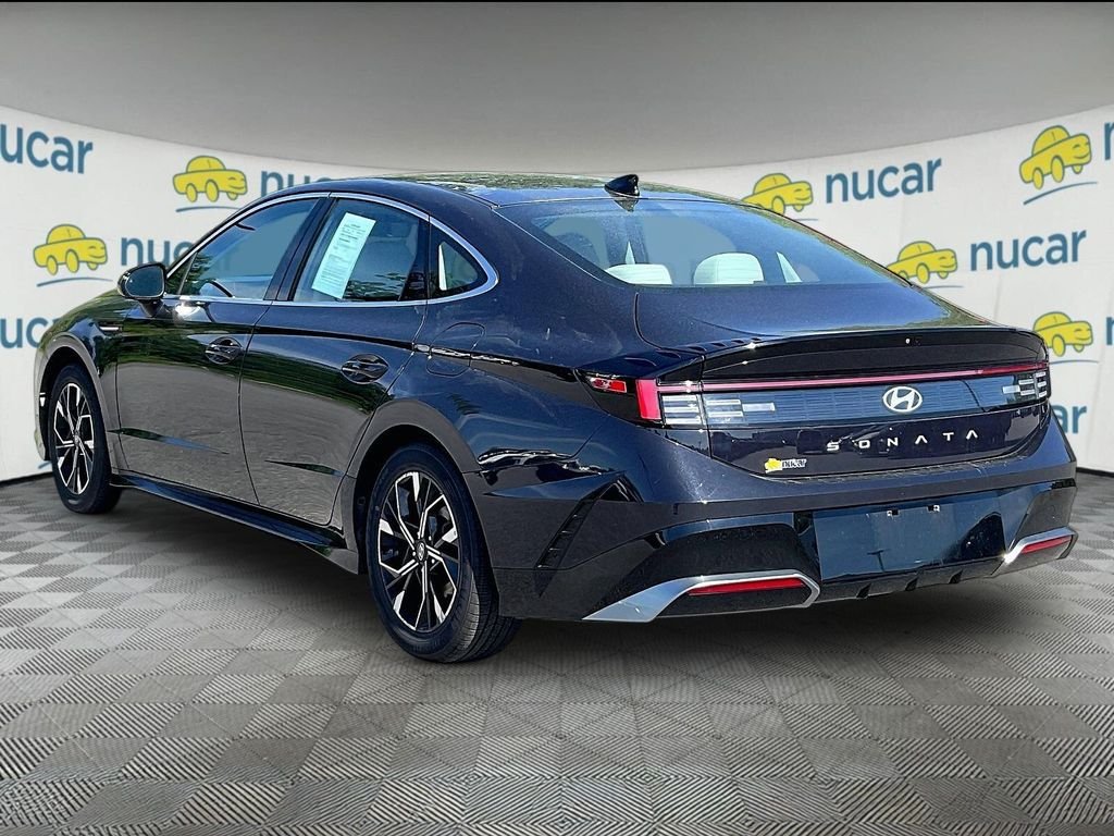 Used 2024 Hyundai Sonata SEL FWD image 4