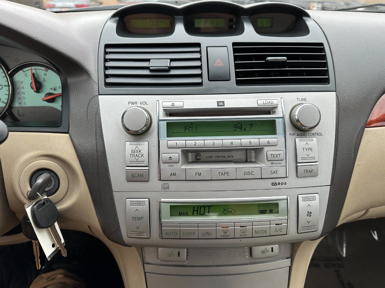 Used 2006 Toyota Solara SLE image 34