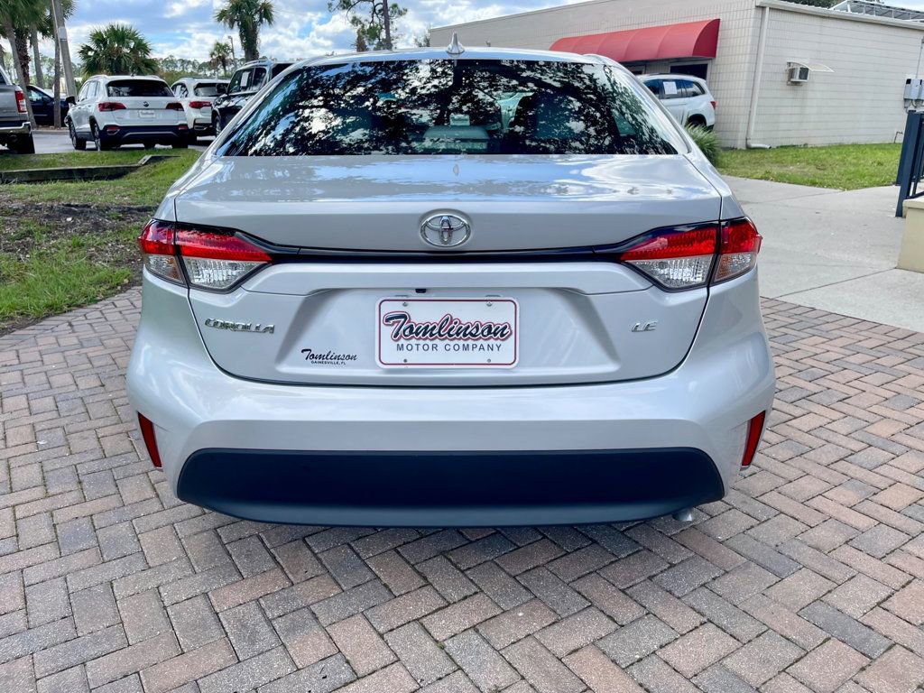 Used 2024 Toyota Corolla LE image 4