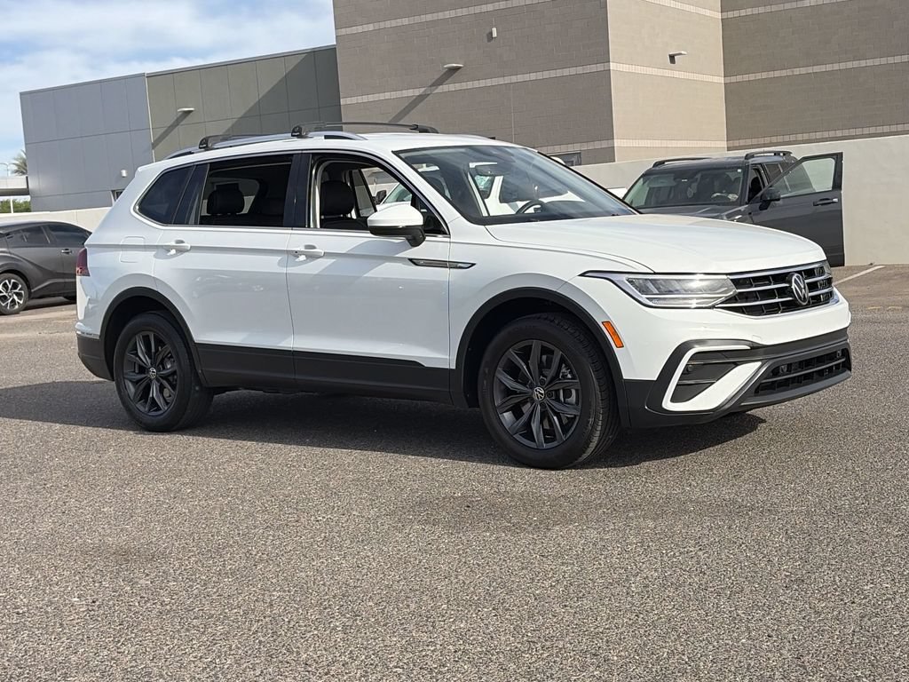 Used 2022 Volkswagen Tiguan SE AWD/4WD image 5