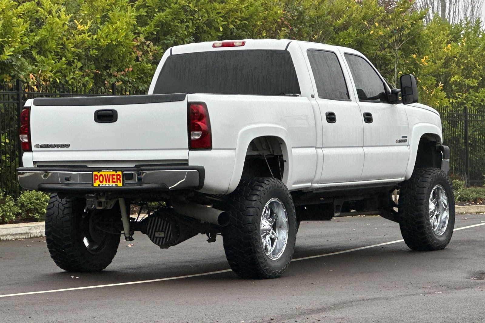 Used 2006 Chevrolet Silverado 2500 LT w/ Heavy-Duty Power Package image 4