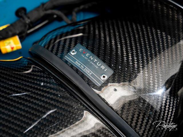 Used 2026 BMW M5 w/ Carbon Package AWD/4WD image 8