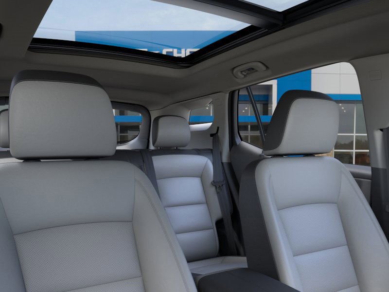 New 2024 GMC Terrain SLT image 24