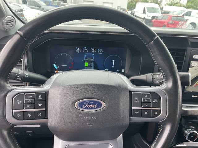 Used 2024 Ford F350 Lariat w/ Lariat Ultimate Package AWD/4WD image 32