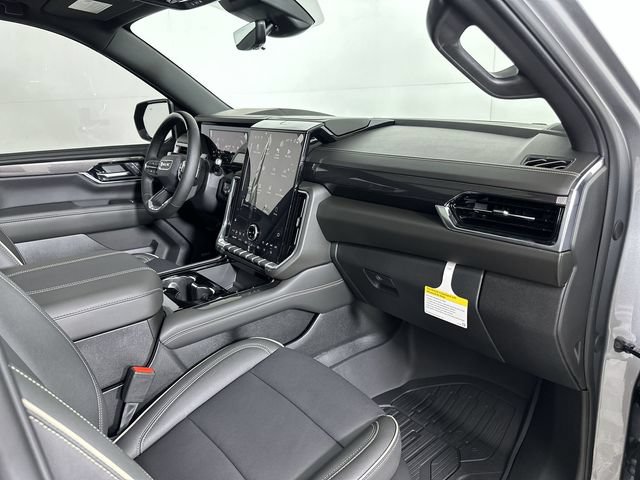 New 2026 GMC Yukon Elevation w/ Elevation Premium Package AWD/4WD image 30