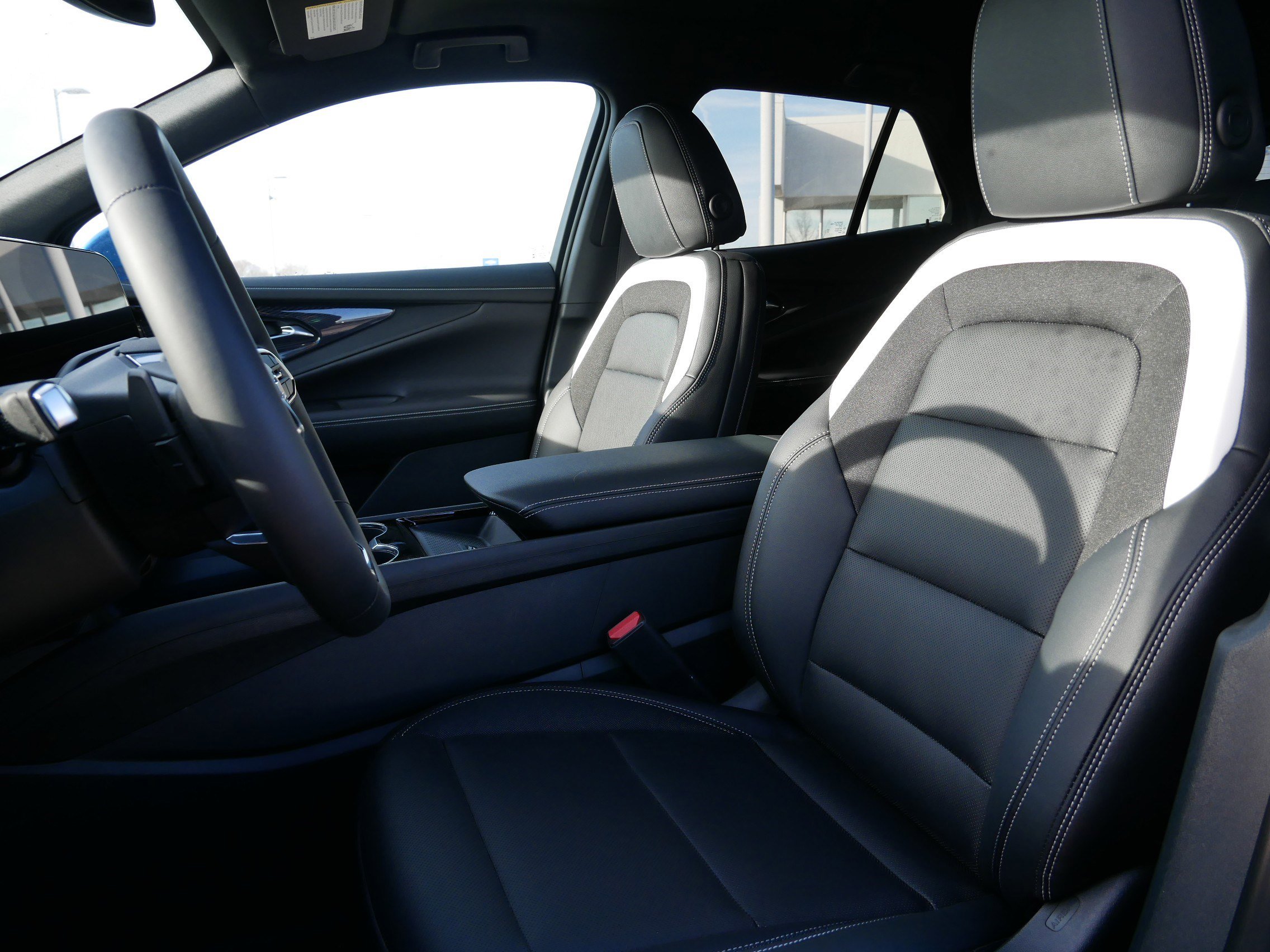 New 2026 Chevrolet Blazer EV LT image 4