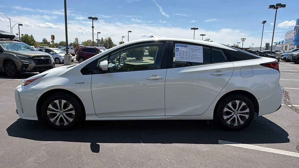 Used 2019 Toyota Prius LE AWD/4WD image 6