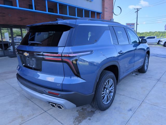 Used 2024 Chevrolet Traverse LT FWD image 6
