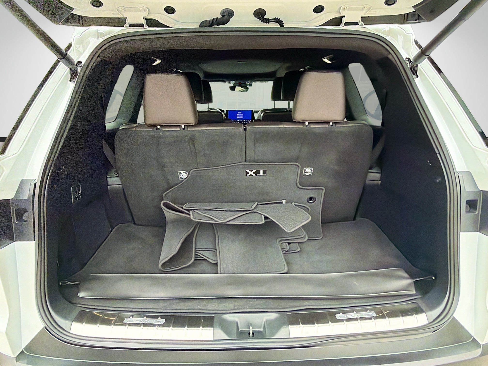 Used 2025 Lexus TX 350 AWD w/ Technology Package image 24