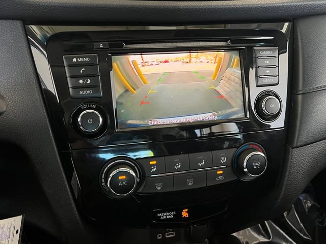 Used 2018 Nissan Rogue S AWD/4WD image 25