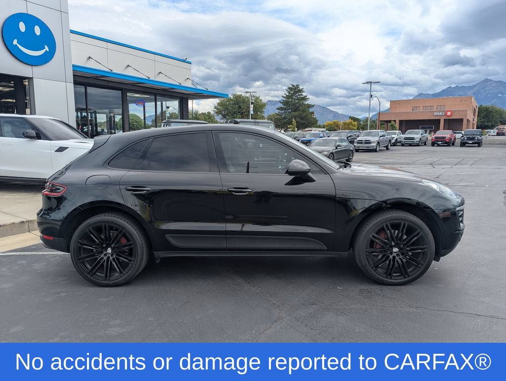 Used 2018 Porsche Macan AWD/4WD image 2