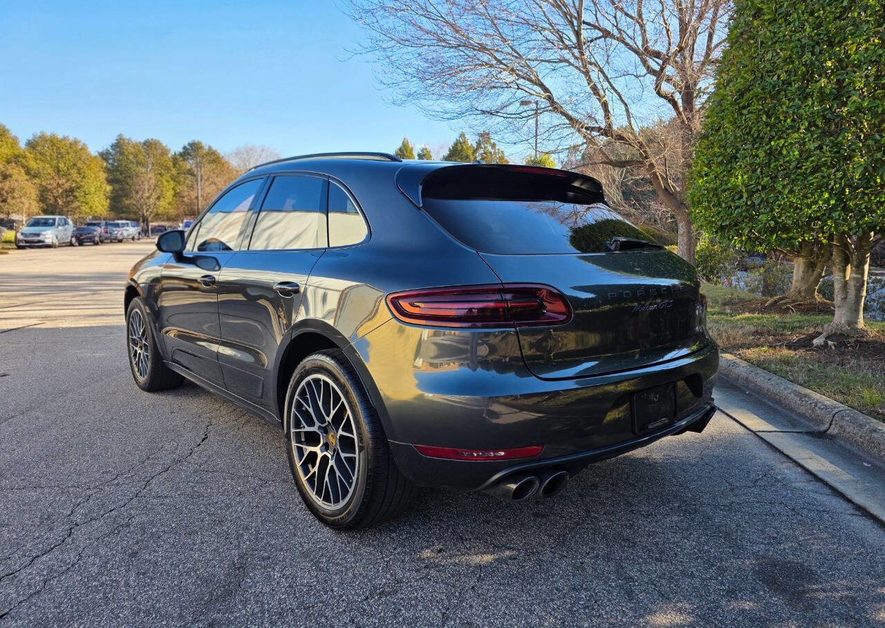 Used 2017 Porsche Macan GTS image 3