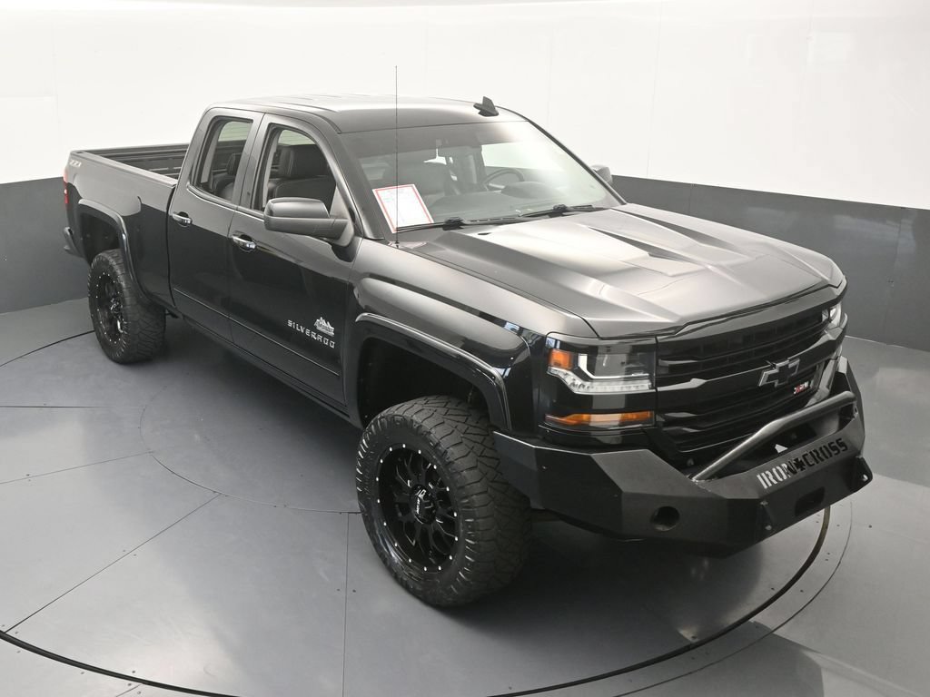 Used 2018 Chevrolet Silverado 1500 LT w/ All Star Edition AWD/4WD image 52