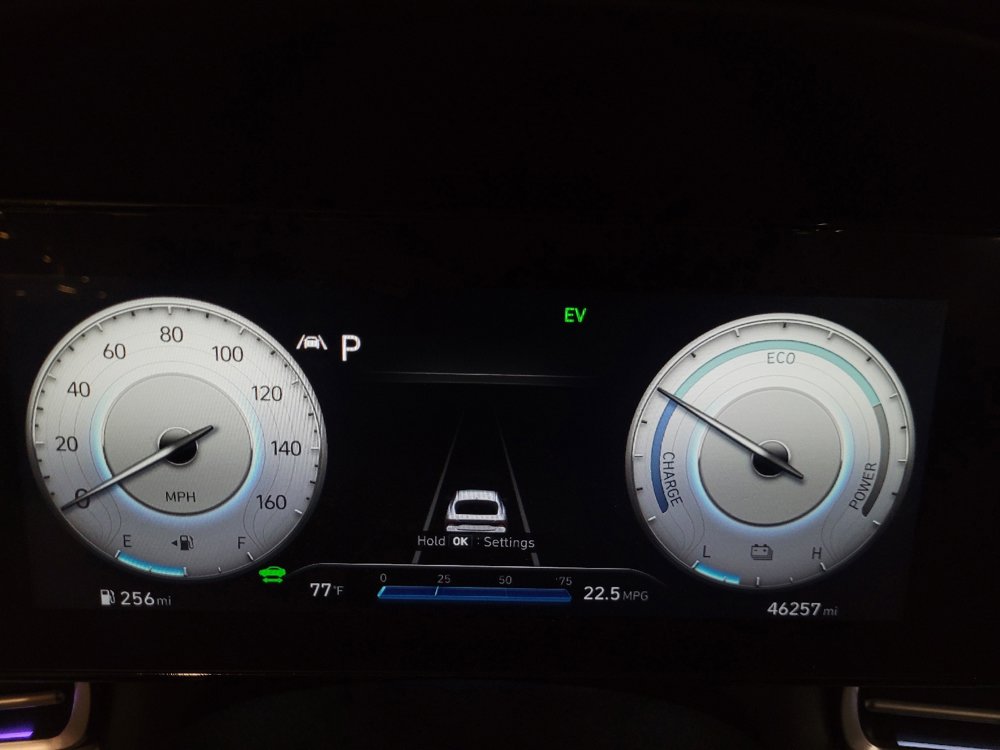 Used 2023 Hyundai Elantra Limited FWD image 23
