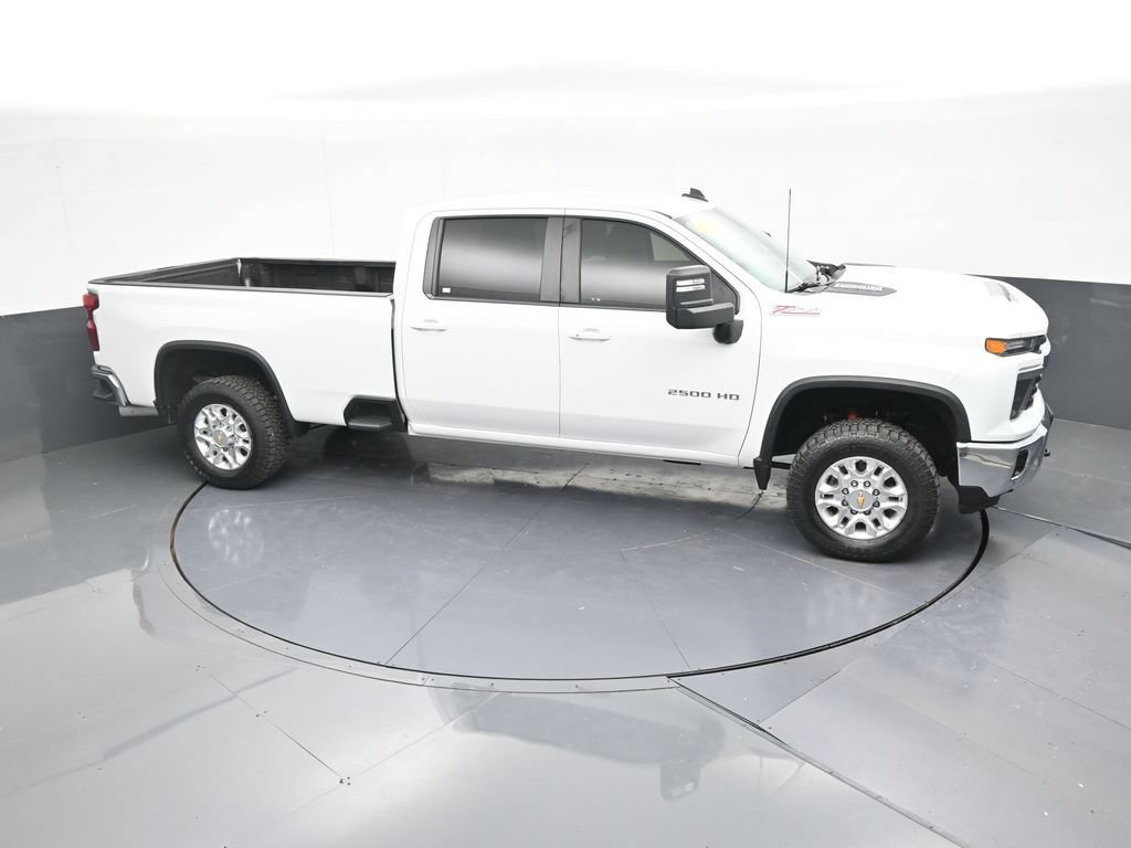 Used 2024 Chevrolet Silverado 2500 LT AWD/4WD image 55