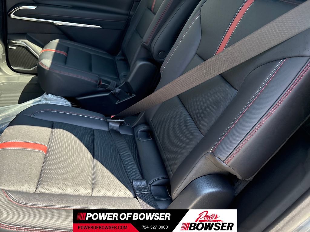 New 2026 Chevrolet Traverse RS image 5