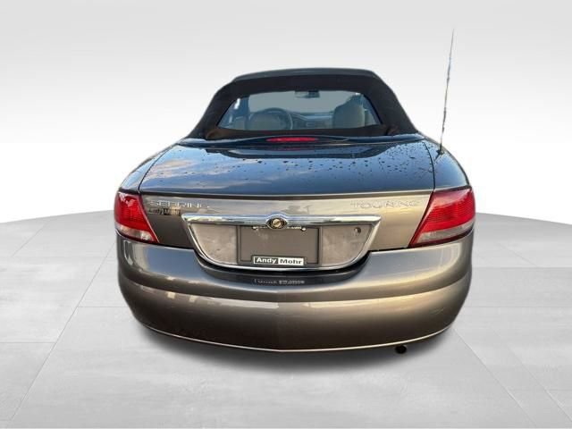 Used 2005 Chrysler Sebring Touring w/ Electronics Convenience Group image 10