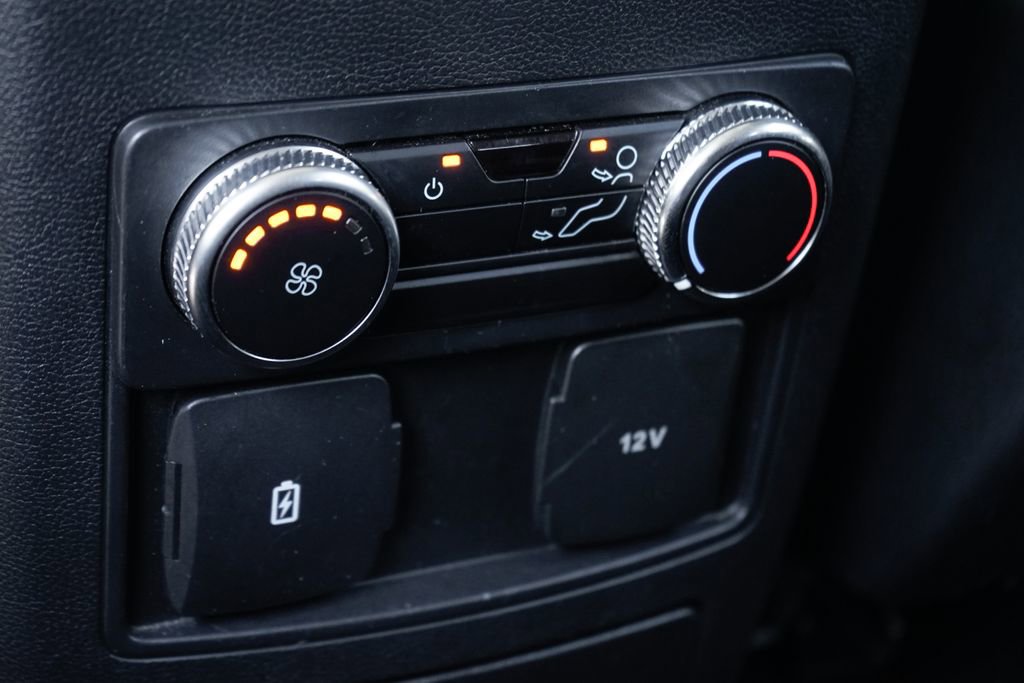 Used 2022 Ford Explorer XLT w/ Equipment Group 202A image 37