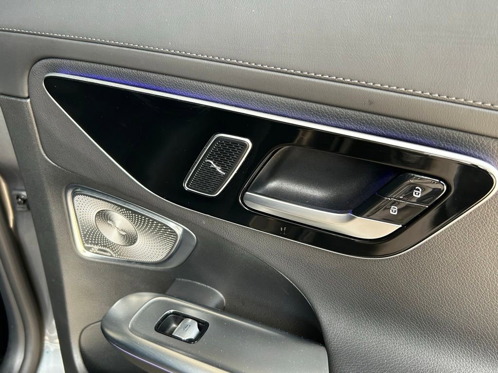 Used 2025 Mercedes-Benz C 300 4MATIC Sedan image 42