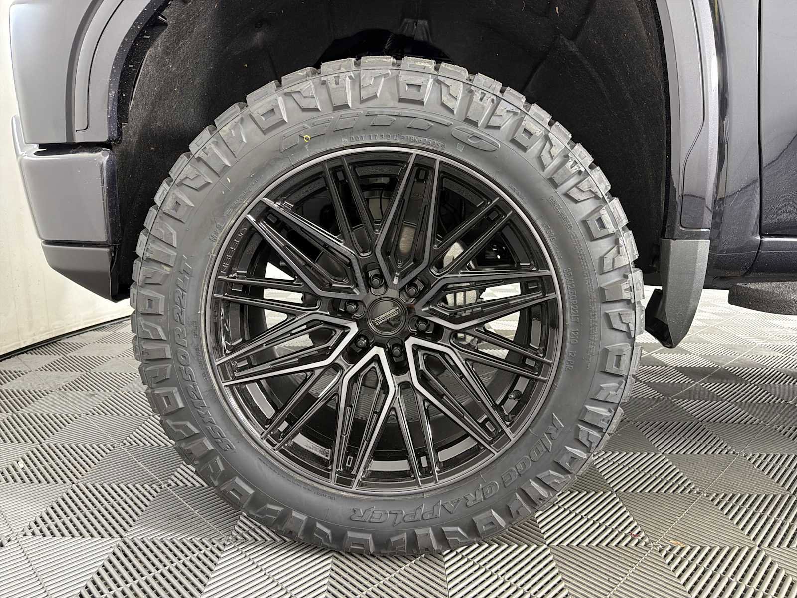 New 2026 GMC Sierra 1500 AT4 w/ AT4 Premium Package AWD/4WD image 18