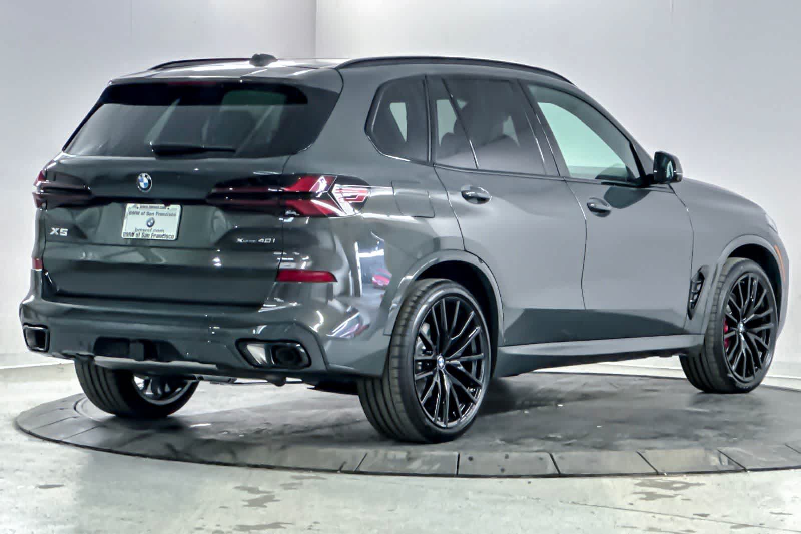 Used 2026 BMW X5 xDrive40i w/ M Sport Package AWD/4WD image 2