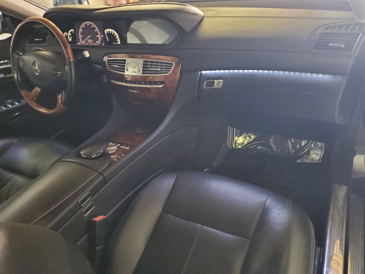Used 2009 Mercedes-Benz CL 550 4MATIC image 12