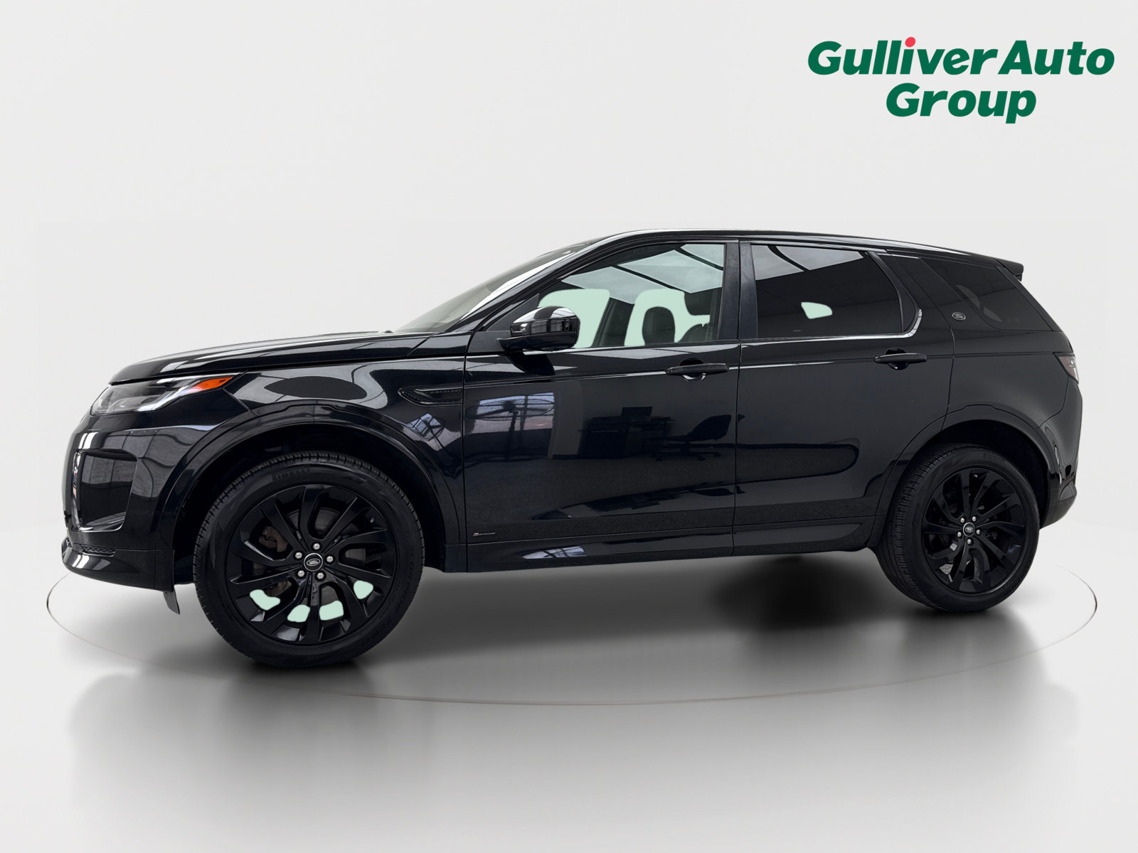Used 2020 Land Rover Discovery Sport SE R-Dynamic AWD/4WD image 2